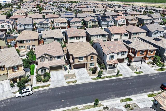 455 Leonardo Way, Mountain House, CA 95391