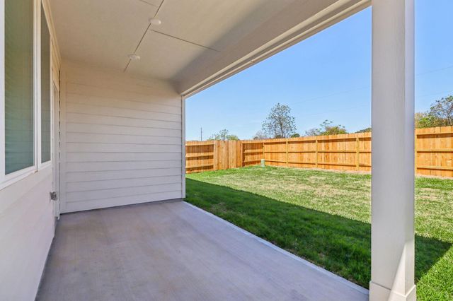 29138 Farmhouse Estates Drive, Waller, TX 77484