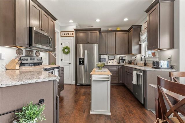 76 Zion Cove Lane, Englewood, TN 37329