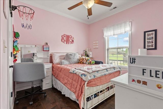 76 Zion Cove Lane, Englewood, TN 37329