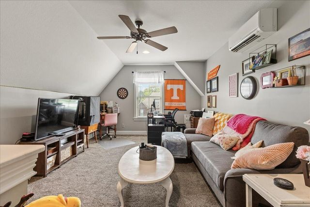 76 Zion Cove Lane, Englewood, TN 37329