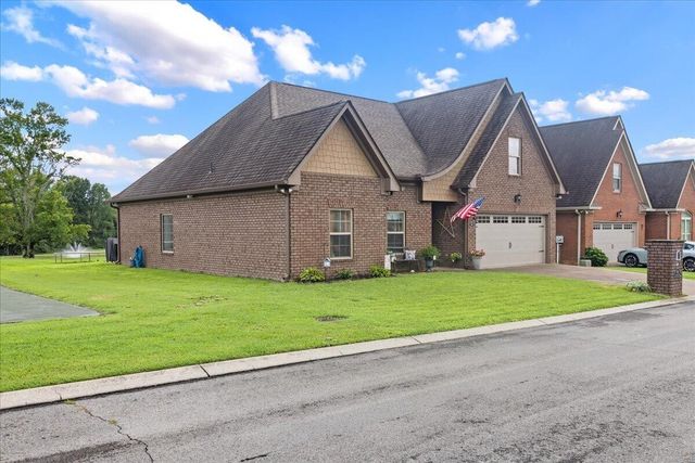 76 Zion Cove Lane, Englewood, TN 37329