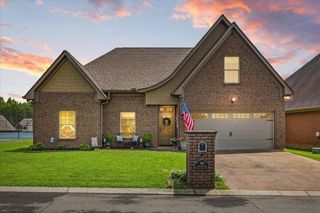 76 Zion Cove Lane, Englewood, TN 37329