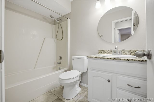 4605 S Granite Avenue D3, Tulsa, OK 74135