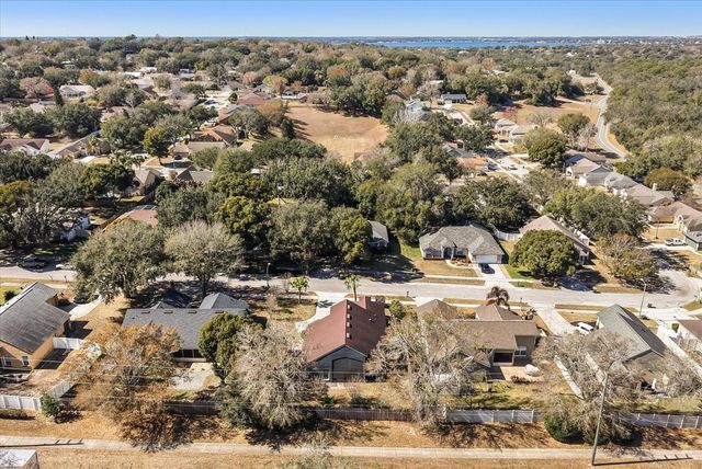 865 HIGH POINTE CIRCLE, Minneola, FL 34715