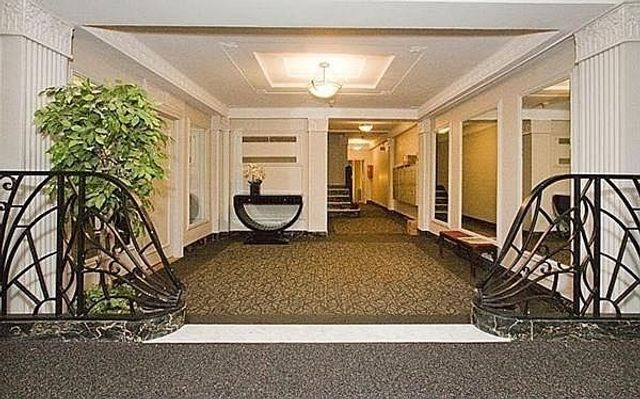 56 Commonwealth Ave 25, Boston, MA 02116