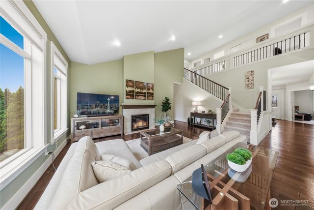 8828 129th Avenue SE, Newcastle, WA 98056