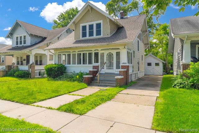 1222 Minnie Street, Port Huron, MI 48060
