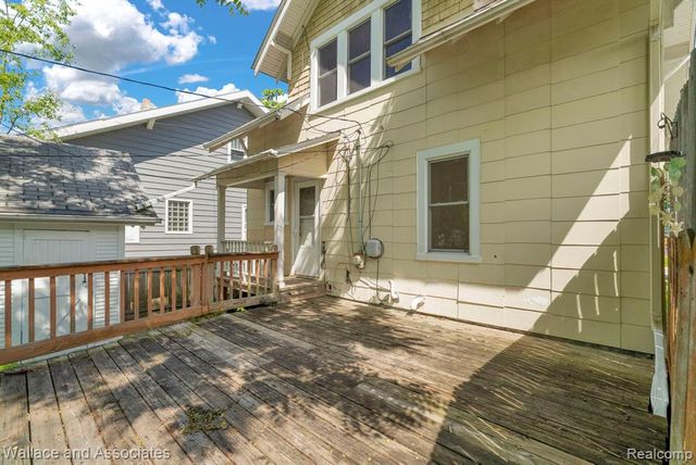 1222 Minnie Street, Port Huron, MI 48060