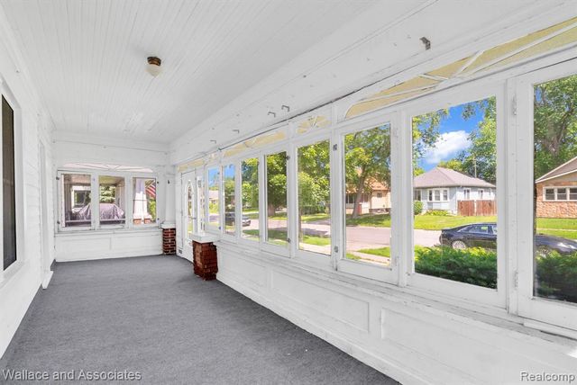 1222 Minnie Street, Port Huron, MI 48060