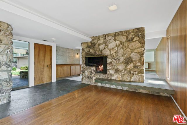 13170 Mulholland Drive, Beverly Hills, CA 90210