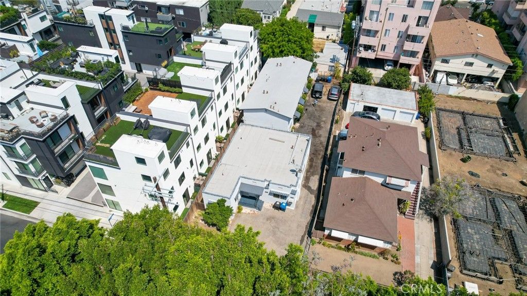 6513 Lexington Avenue, Los Angeles, CA 90038