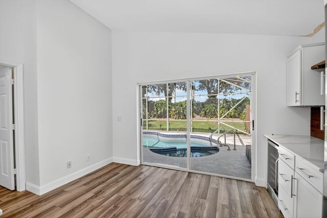 1891 Oak Berry Circle, Wellington, FL 33414