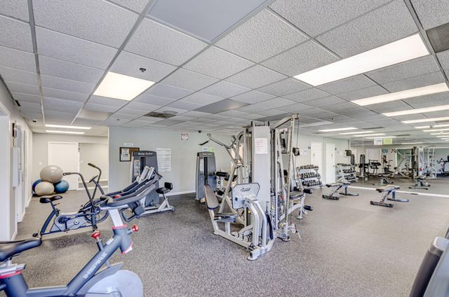 1891 Oak Berry Circle, Wellington, FL 33414