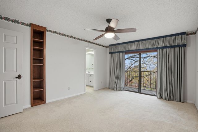 1004 Crowley Road, Arlington, TX 76012