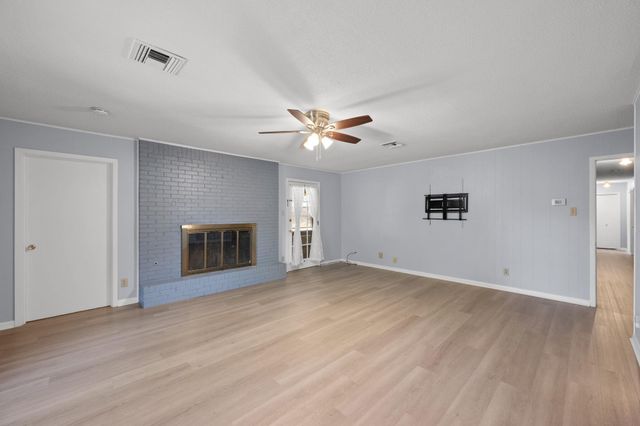 5004 Pack Saddle PASS, Austin, TX 78745