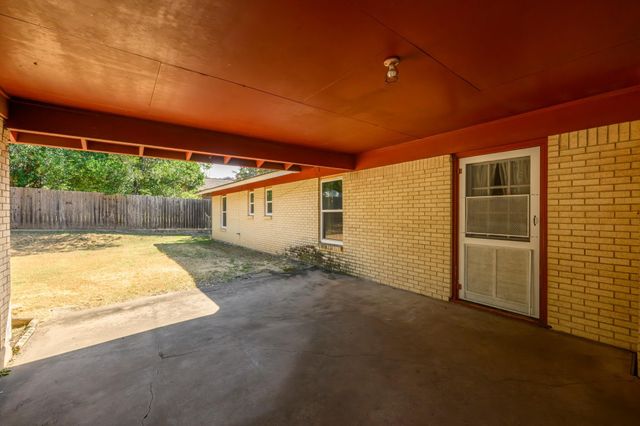 5004 Pack Saddle PASS, Austin, TX 78745
