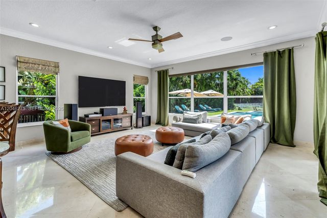 4135 SW 186th Way, Miramar, FL 33029