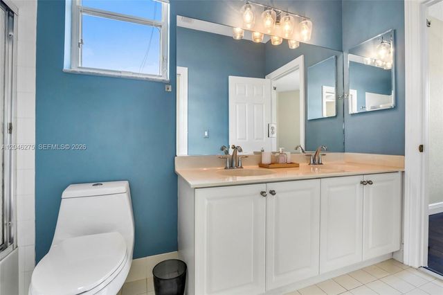 4135 SW 186th Way, Miramar, FL 33029