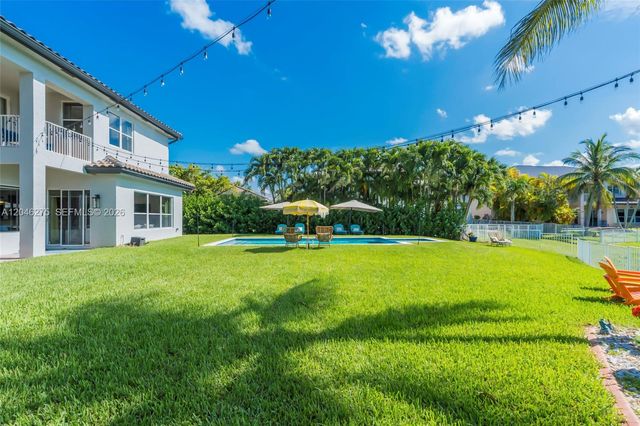 4135 SW 186th Way, Miramar, FL 33029