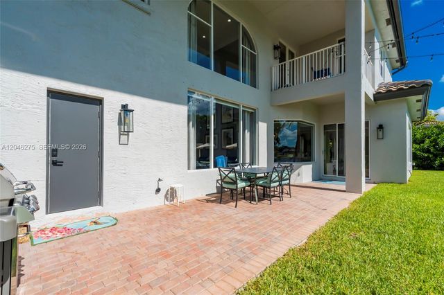4135 SW 186th Way, Miramar, FL 33029