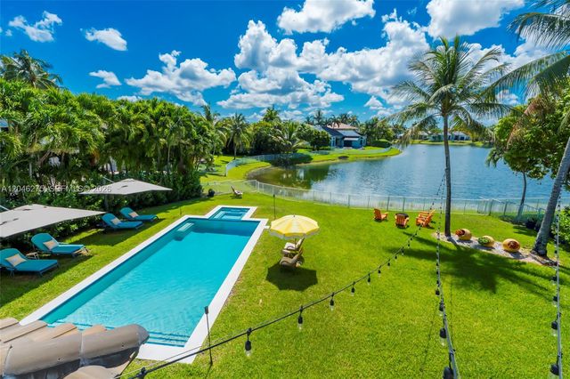 4135 SW 186th Way, Miramar, FL 33029