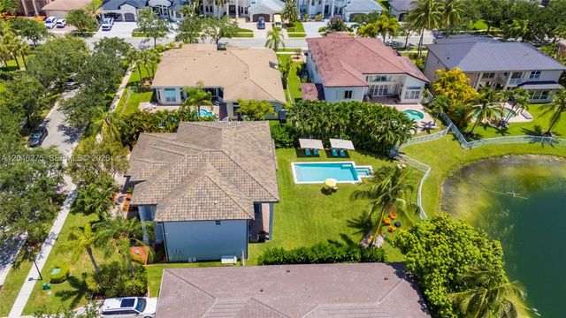 4135 SW 186th Way, Miramar, FL 33029
