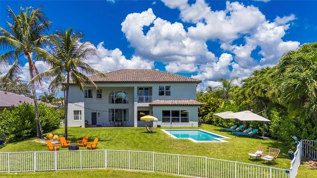 4135 SW 186th Way, Miramar, FL 33029