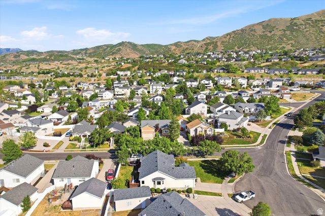 14344 S DEBRIAN WAY, Draper, UT 84020
