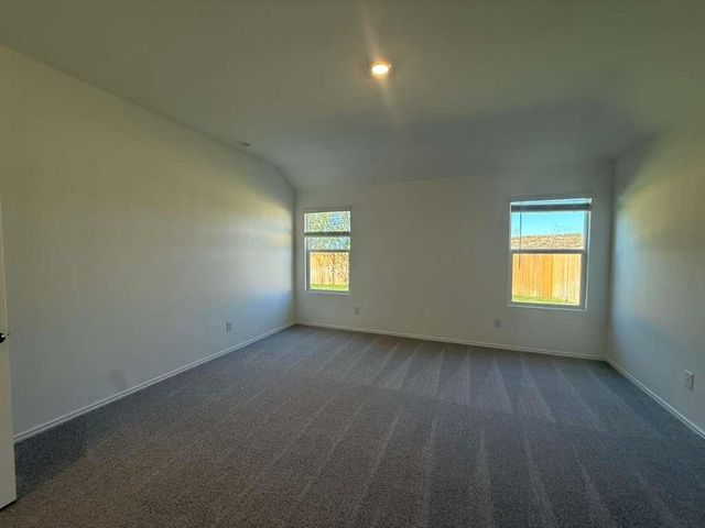 577 Sormonne LOOP, Kyle, TX 78640