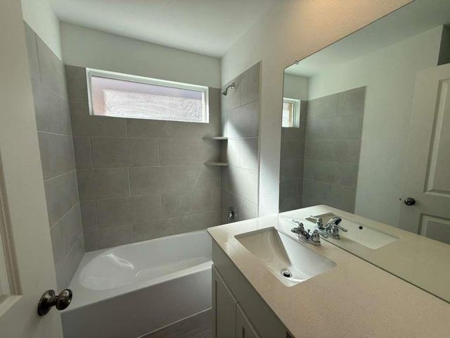 577 Sormonne LOOP, Kyle, TX 78640