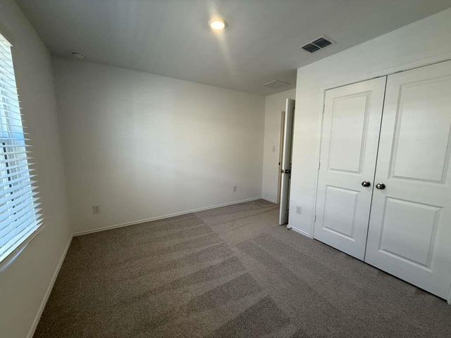 577 Sormonne LOOP, Kyle, TX 78640