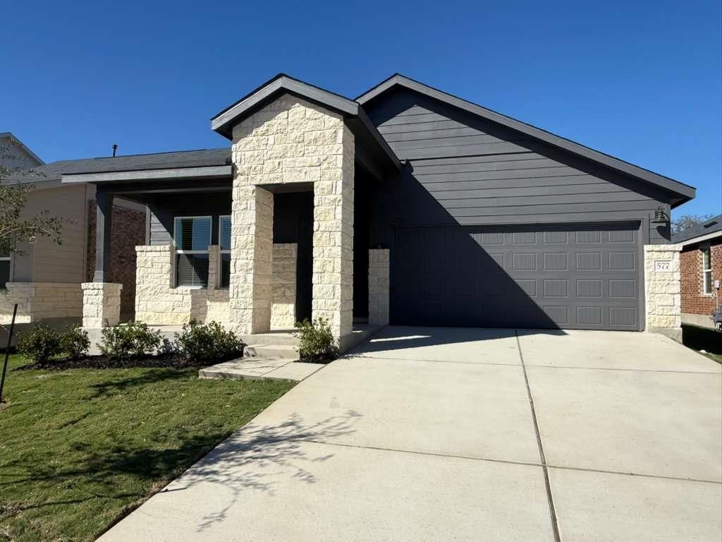 577 Sormonne LOOP, Kyle, TX 78640