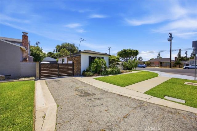 11402 Bradhurst St, Whittier, CA 90606