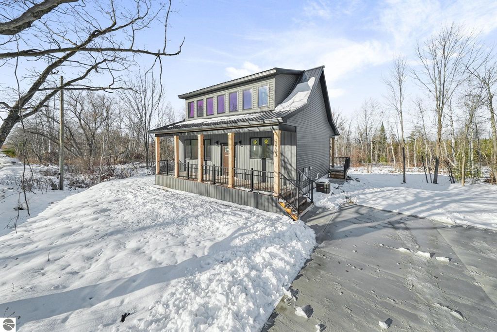 Image 51 of property listing at 1713 Vanderlip Road, Traverse City, MI 49686