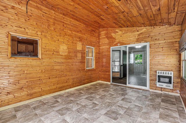 11151 US Highway 31, Montague, MI 49437