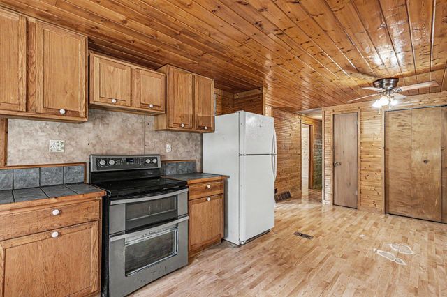 11151 US Highway 31, Montague, MI 49437
