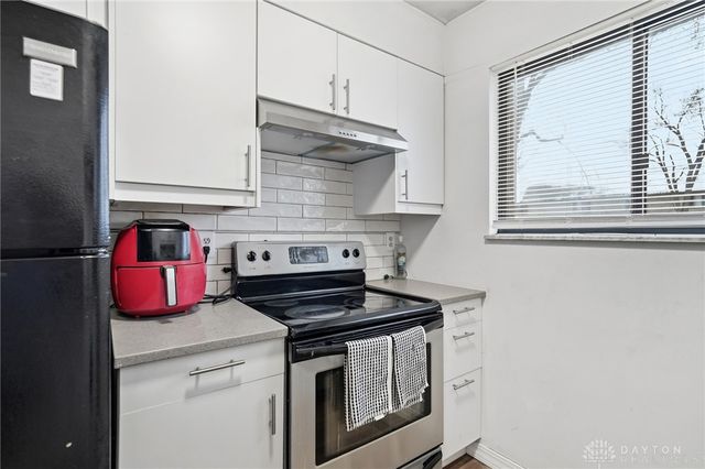 7816 Betsy Ross Circle 7816, Dayton, OH 45459