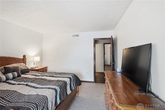 7816 Betsy Ross Circle 7816, Dayton, OH 45459