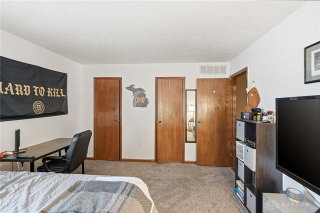 7816 Betsy Ross Circle 7816, Dayton, OH 45459