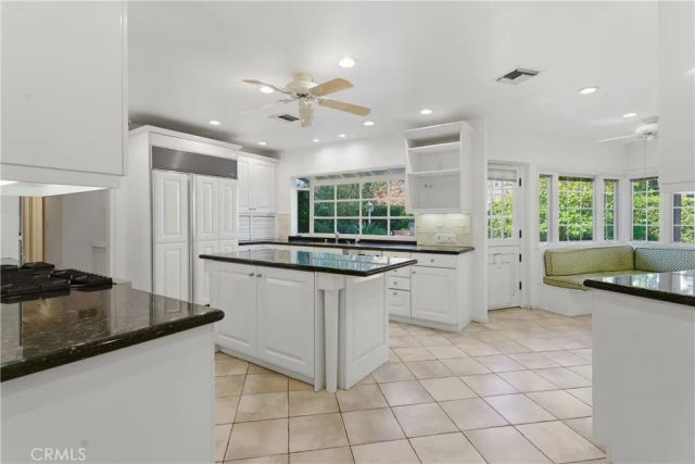 19803 Linnet Street, Woodland Hills, CA 91364