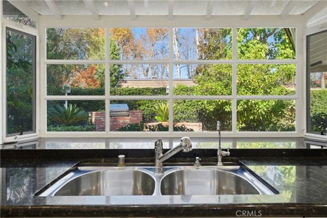 19803 Linnet Street, Woodland Hills, CA 91364
