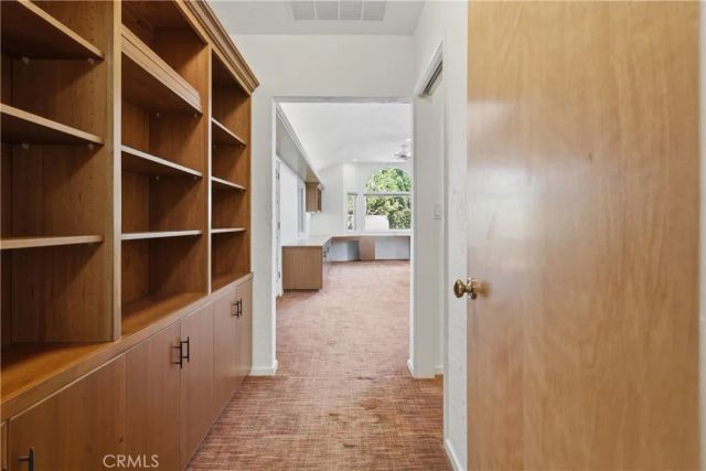 19803 Linnet Street, Woodland Hills, CA 91364