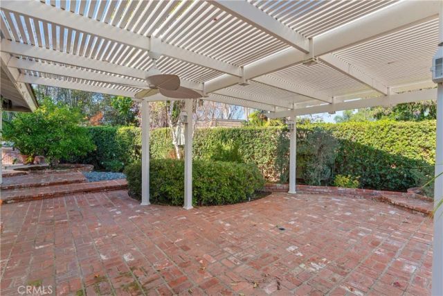 19803 Linnet Street, Woodland Hills, CA 91364