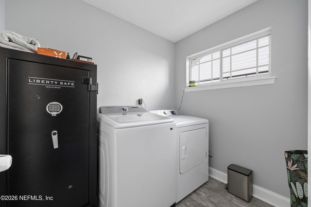 1472 LAUREL Way, Atlantic Beach, FL 32233