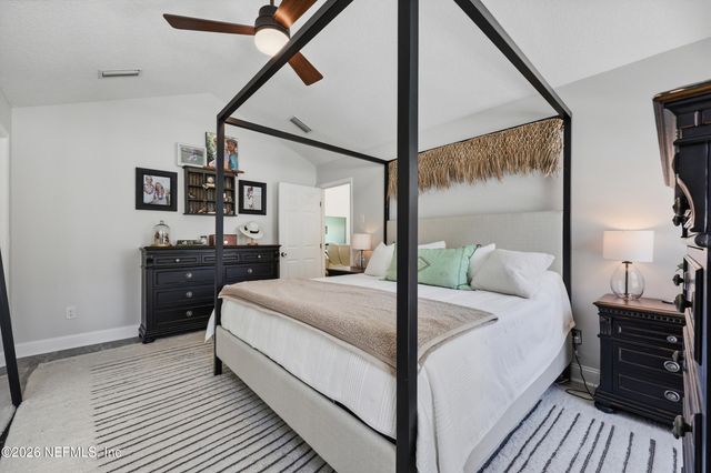 1472 LAUREL Way, Atlantic Beach, FL 32233