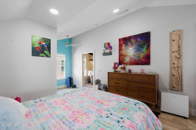 1472 LAUREL Way, Atlantic Beach, FL 32233