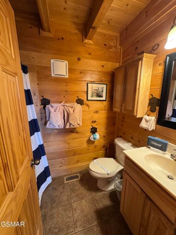 2026 Cougar Crossing Way, Sevierville, TN 37876