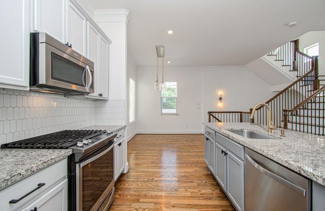 2609 Detering Street, Houston, TX 77007