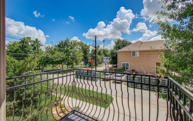 2609 Detering Street, Houston, TX 77007